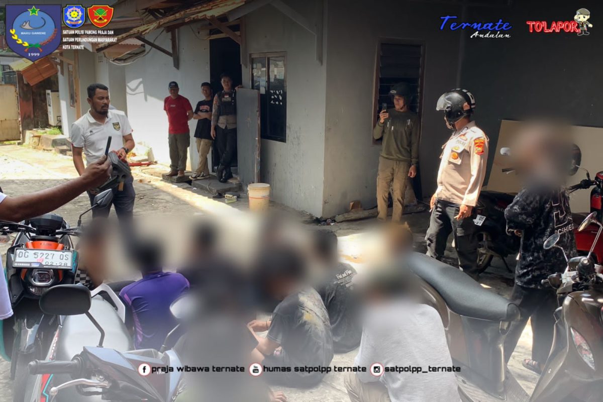 Kerap Miras di Sebuah Losmen, 11 Remaja di Ternate Diamankan SATPOL PP